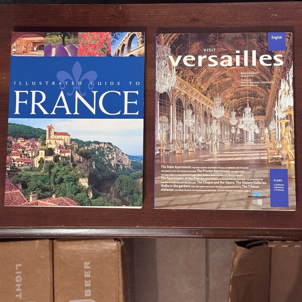 Illustrated Guide to France and Visit Versailles Book Set